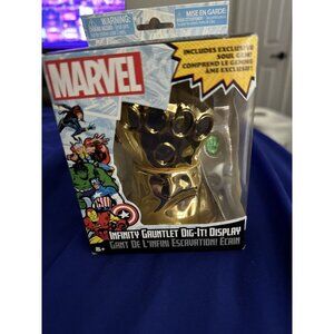 Marvel Infinity Gauntlet Dig-it! Display Exclusive Soul Gem Thanos Toy